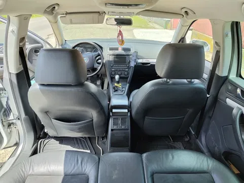 Skoda Octavia Scout 4x4 — miniatură 5