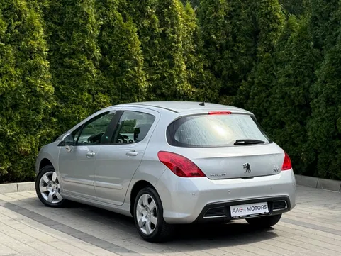 Peugeot 308 1.6i — miniatură 4