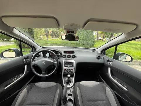 Peugeot 308 1.6i — miniatură 6