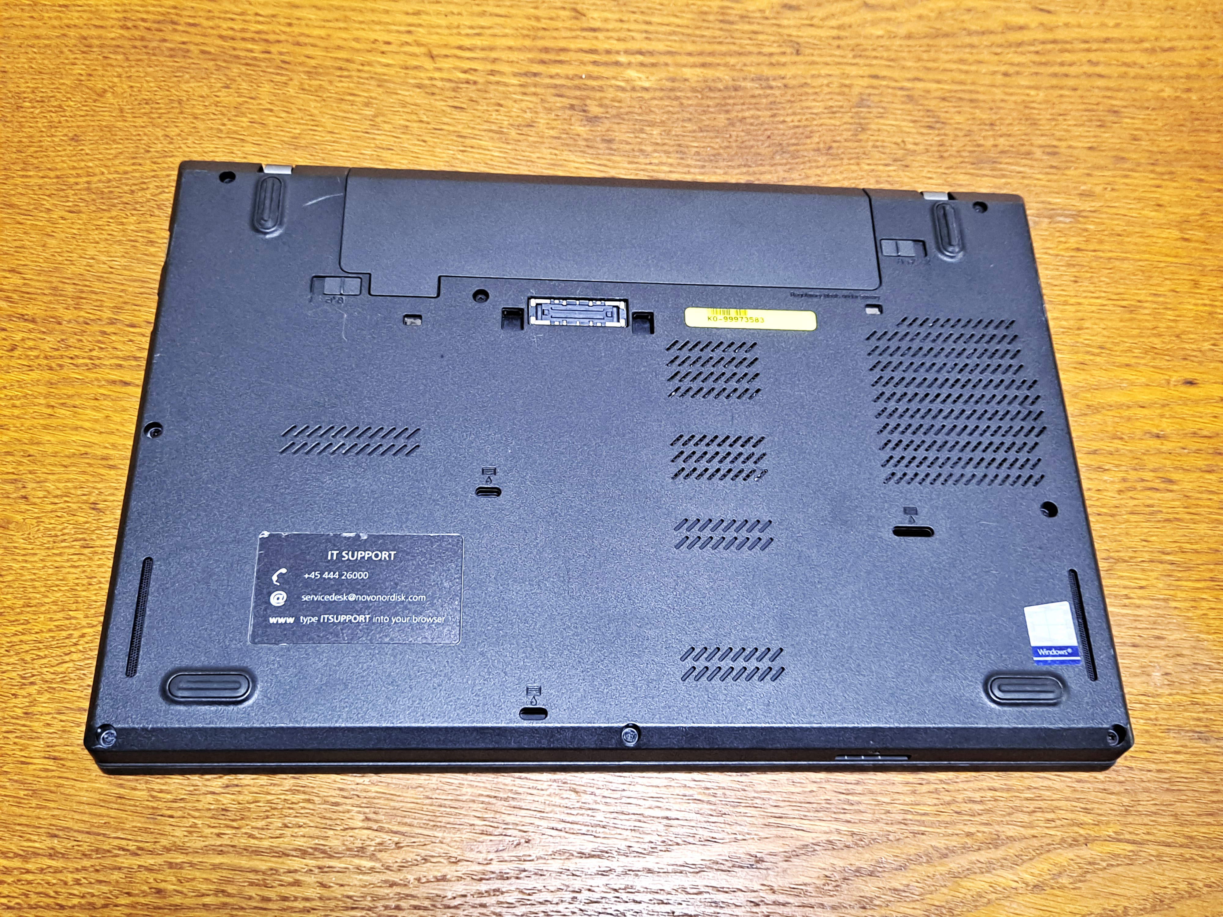 Vand laptop Lenovo ThinkPad L470--Intel i5-6300U pana la 3.00GHz--8GB RAM DDR4--SSD 240 GB Samsung — miniatură 5