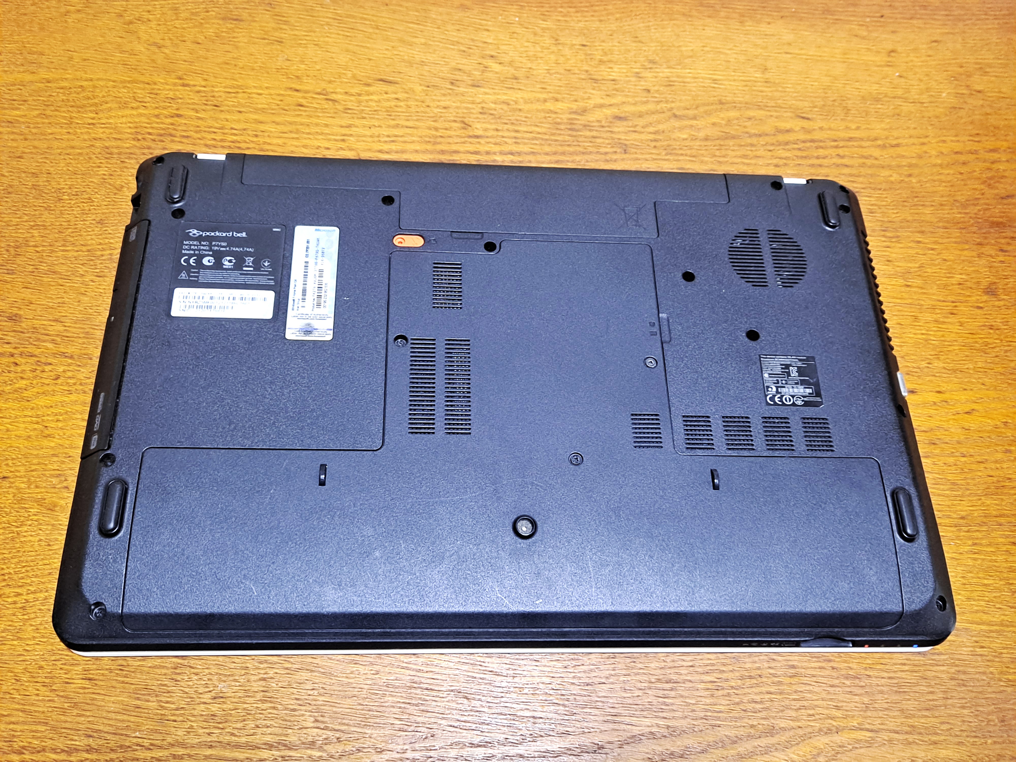 Vand laptop Packard Bell -EasyNote--Procesor i5-2430M--8 GB RAM--SSD 120 GB + HDD 500 GB — miniatură 4